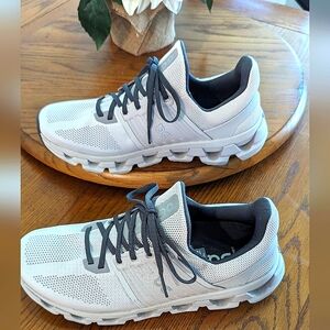 ON Cloud Mens sneakers